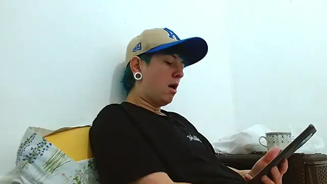 tomboyblue online show from 25, 2, 2026