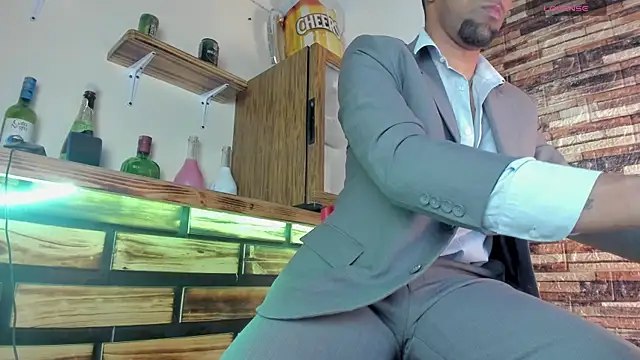 Paolo johnson online show from 6, 11, 2025