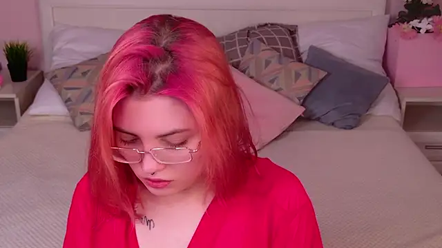 Snapshot of Lisa_Adam chatting on 14, 1, 2025 Lisa Adam online show from 14, 1, 2025