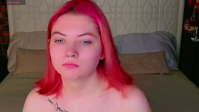 Snapshot of Lisa_Adam chatting on 1, 3, 2025 Lisa Adam online show from 1, 3, 2025