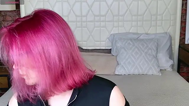 Snapshot of Lisa_Adam chatting on 11, 9, 2025 Lisa Adam online show from 11, 9, 2025