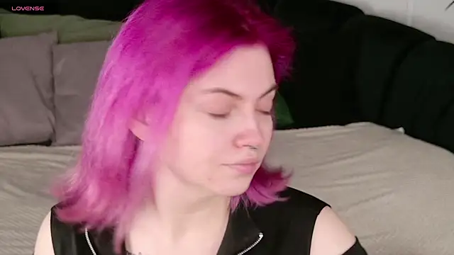 Snapshot of Lisa_Adam chatting on 20, 9, 2025 Lisa Adam online show from 20, 9, 2025