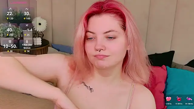 Snapshot of Lisa_Adam chatting on 18, 11, 2025 Lisa Adam online show from 18, 11, 2025