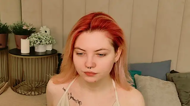 Snapshot of Lisa_Adam chatting on 25, 11, 2025 Lisa Adam online show from 25, 11, 2025