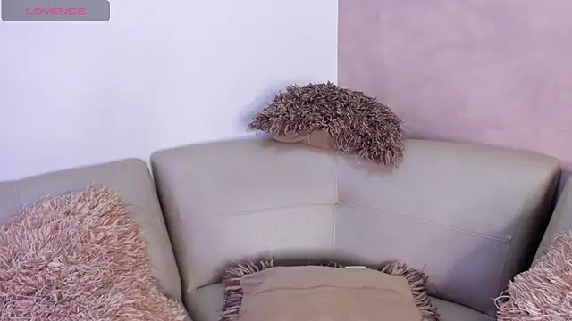 DahianaLincoln online show from 24, 9, 2025