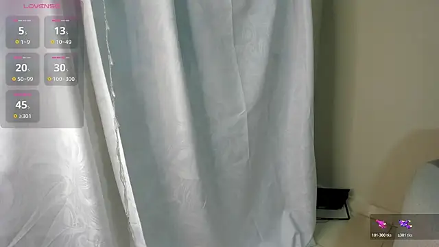 Snapshot of dahian_carter chatting on 4, 7, 2026 dahian carter online show from 4, 7, 2026
