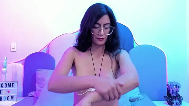 SophieGomez22 online show from 6, 2, 2025