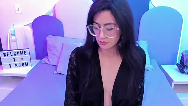 SophieGomez22 online show from 7, 2, 2025