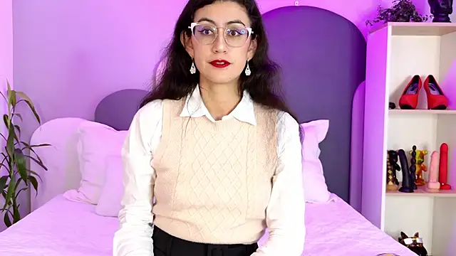 Snapshot of SophieGomez22 chatting on 6, 6, 2026 SophieGomez22 online show from 6, 6, 2026