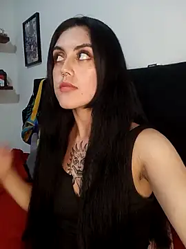 Snapshot of Mazikeen-- chatting on 8, 3, 2025 Mazikeen-- online show from 8, 3, 2025
