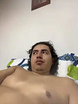 Snapshot of DanielGomez9 chatting on 1, 12, 2025 DanielGomez9 online show from 1, 12, 2025