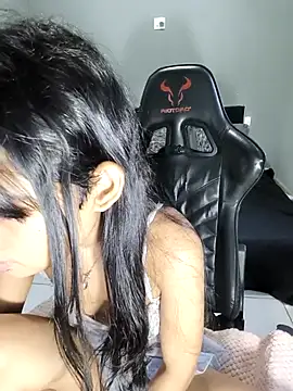 Livia Diaz online show from 19, 4, 2026