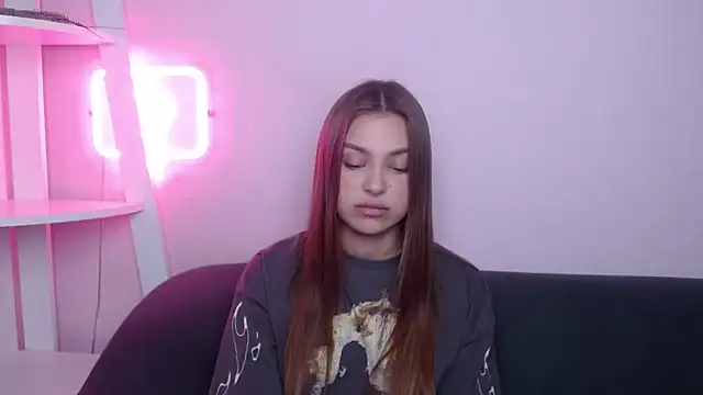 MilanaAngelAs online show from 7, 4, 2026