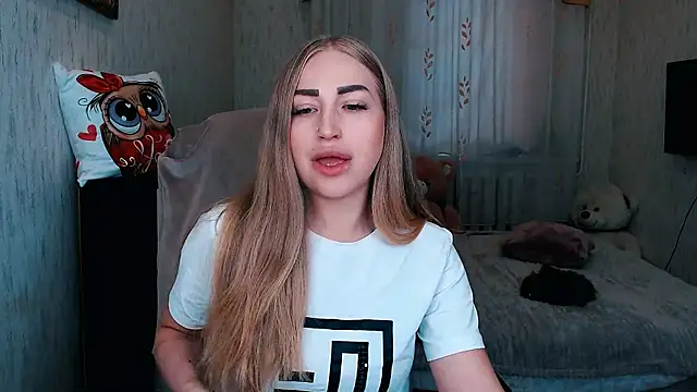  KittyBoo online show from 23, 9, 2025