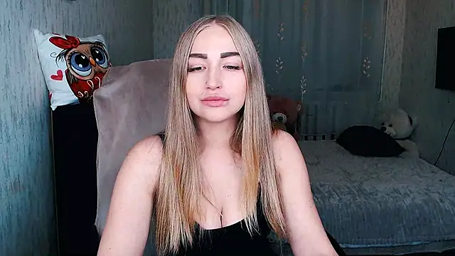  KittyBoo online show from 7, 10, 2025