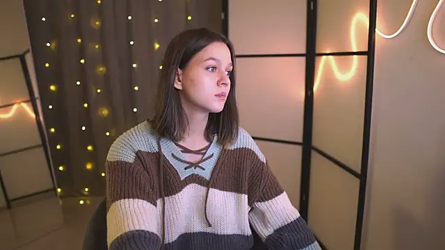 Addelin Moon online show from 26, 1, 2025