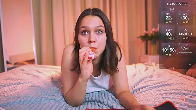 Addelin Moon online show from 23, 2, 2025