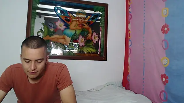 Snapshot of lizandandrew_hot chatting on 23, 3, 2025 lizandandrew hot online show from 23, 3, 2025