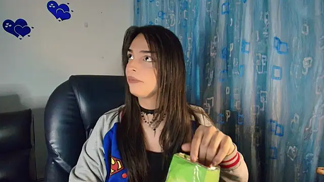 Dollbehavior  online show from 13, 11, 2025