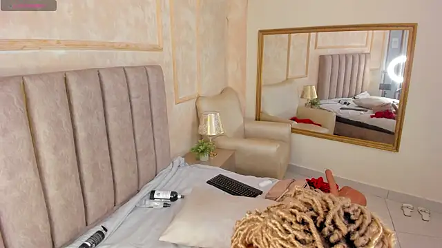 Katejordan online show from 29, 3, 2026