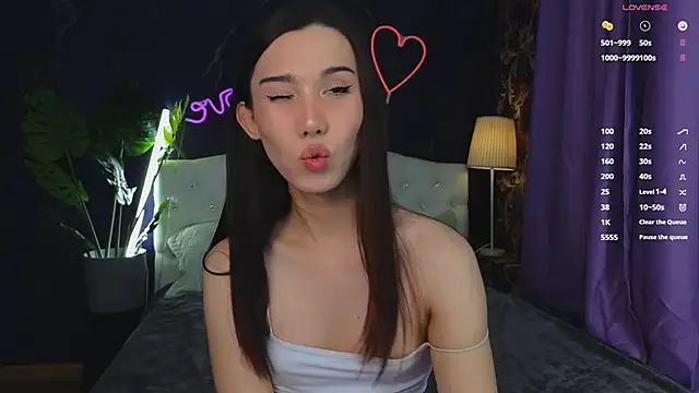 Snapshot of Kaia_Sunshine_Mia chatting on 9, 2, 2025 Kaia Sunshine Mia online show from 9, 2, 2025