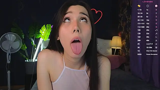 Snapshot of Kaia_Sunshine_Mia chatting on 14, 3, 2025 Kaia Sunshine Mia online show from 14, 3, 2025