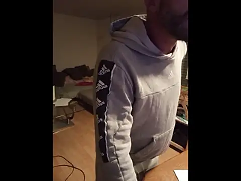 Snapshot of rosaeichel chatting on 5, 2, 2026 rosaeichel online show from 5, 2, 2026