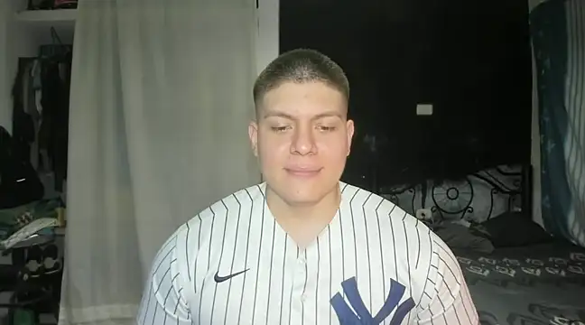 Snapshot of regan_jhonso chatting on 2, 2, 2025 regan jhonso online show from 2, 2, 2025