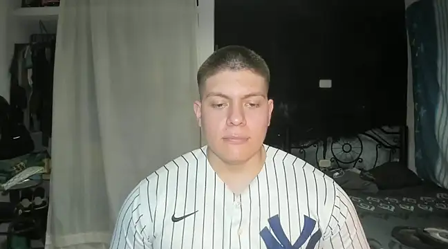 Snapshot of regan_jhonso chatting on 2, 2, 2025 regan jhonso online show from 2, 2, 2025
