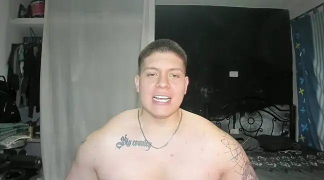 Snapshot of regan_jhonso chatting on 10, 2, 2025 regan jhonso online show from 10, 2, 2025