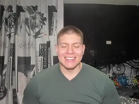 Snapshot of regan_jhonso chatting on 14, 9, 2025 regan jhonso online show from 14, 9, 2025