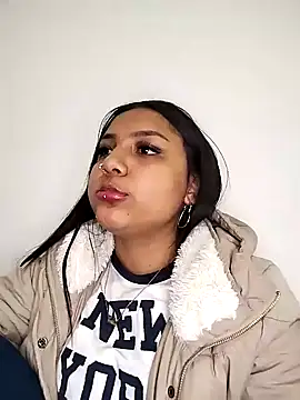 Alix sweet22 online show from 13, 12, 2024