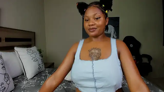 Snapshot of Renee-18 chatting on 16, 2, 2025 Renee-18 online show from 16, 2, 2025