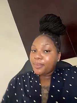 Snapshot of Renee-18 chatting on 16, 3, 2025 Renee-18 online show from 16, 3, 2025