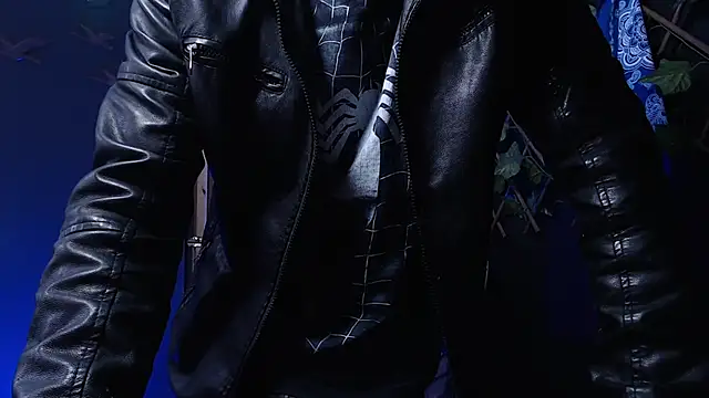 Dicaprioo  online show from 17, 12, 2025