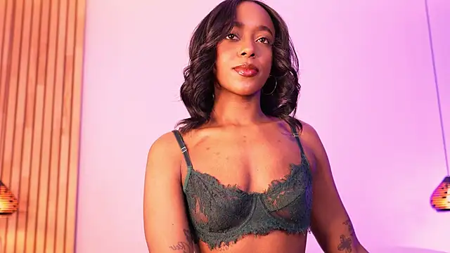 EmilyHaan online show from 27, 2, 2026