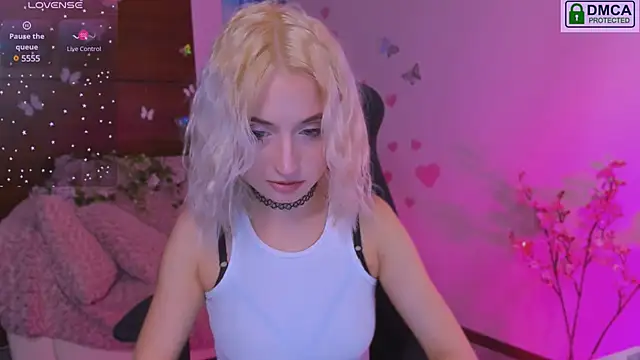 Snapshot of melisa_white1 chatting on 6, 3, 2025 melisa white1 online show from 6, 3, 2025