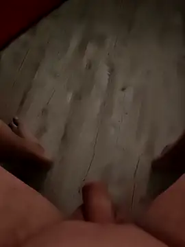 Szeltolo001 online show from 1, 12, 2025