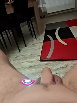 Szeltolo001 online show from 28, 3, 2026