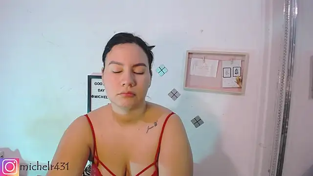 Snapshot of Mia__reys chatting on 22, 9, 2025 Mia reys online show from 22, 9, 2025