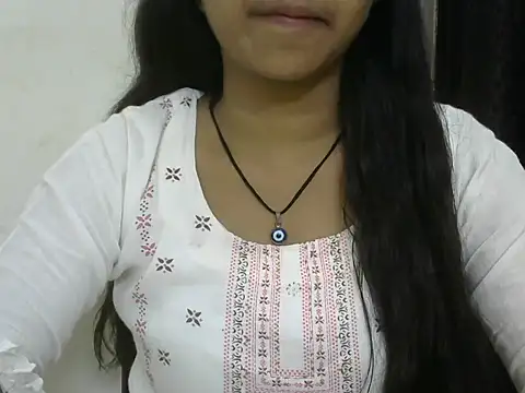 Snapshot of momo_lov chatting on 22, 9, 2025 momo lov online show from 22, 9, 2025