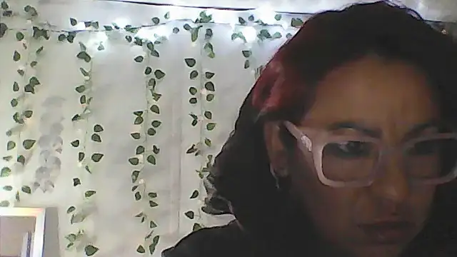 Snapshot of Erotic_nayma chatting on 28, 1, 2025 Erotic nayma online show from 28, 1, 2025