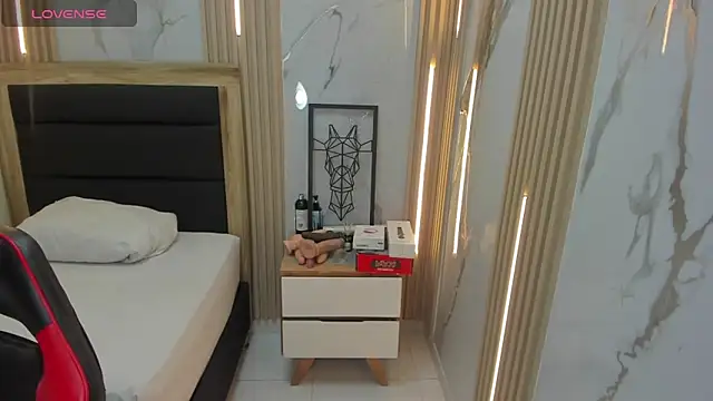 delilaquinn online show from 19, 9, 2025