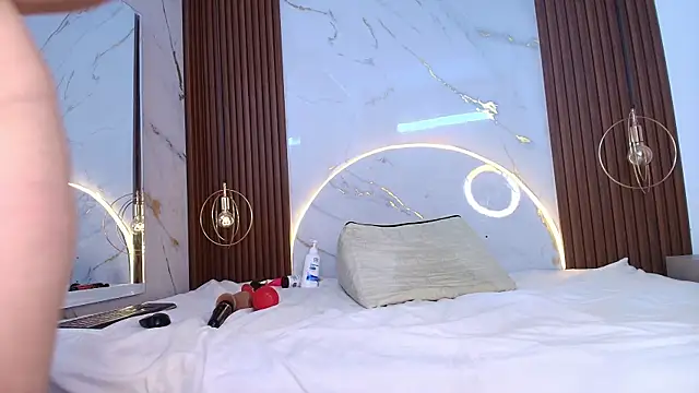 dahianthompson online show from 26, 2, 2025