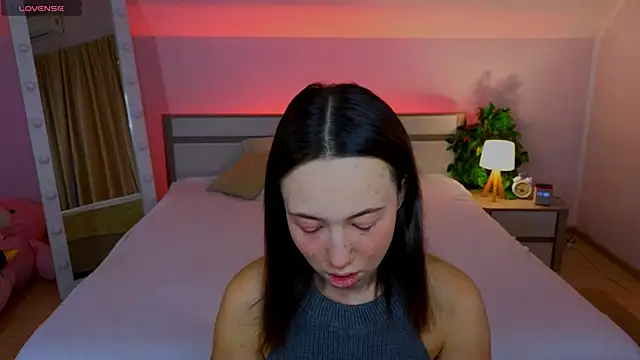 Snapshot of Hayle_Hill chatting on 11, 11, 2025 Hayle Hill online show from 11, 11, 2025