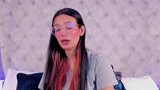 Snapshot of dafne_bss chatting on 2, 7, 2026 dafne bss online show from 2, 7, 2026