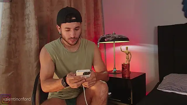 Valentinoford online show from 27, 10, 2025