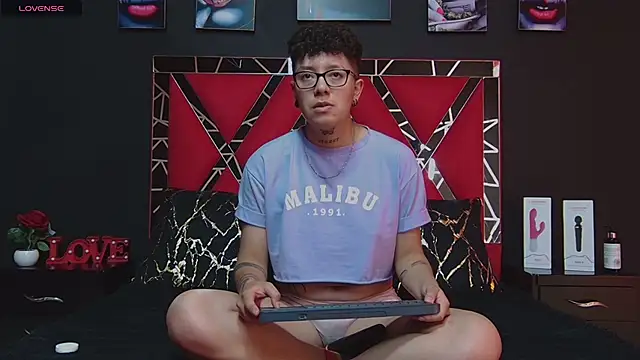 alex noa online show from 15, 3, 2025