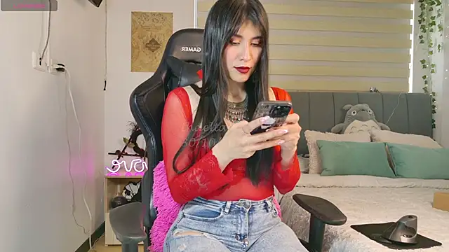  thaeltaylor online show from 30, 10, 2025