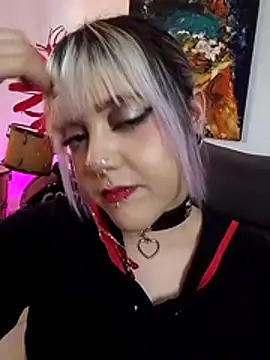 Charlotte Myers online show from 17, 11, 2025